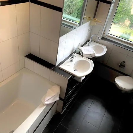 Ratskeller & Restaurant Hotel 3*