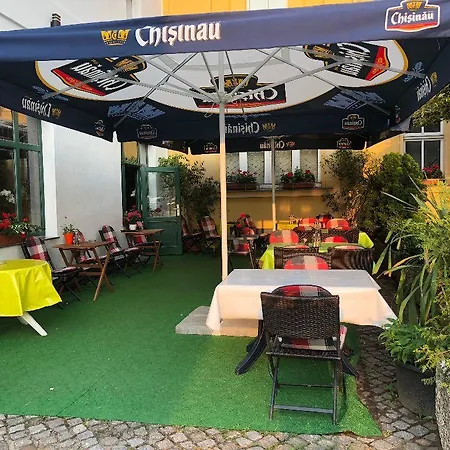 Ratskeller & Restaurant Hotel Lindow