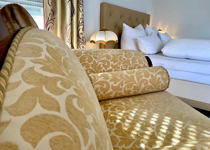 Hotel Ratskeller & Restaurant Lindow