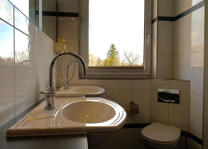 Hotel Ratskeller & Restaurant Lindow